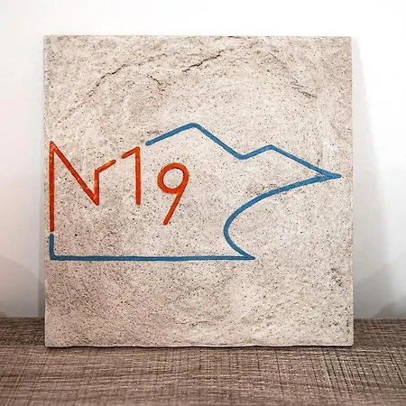 Napul'e 19 4* Neapel