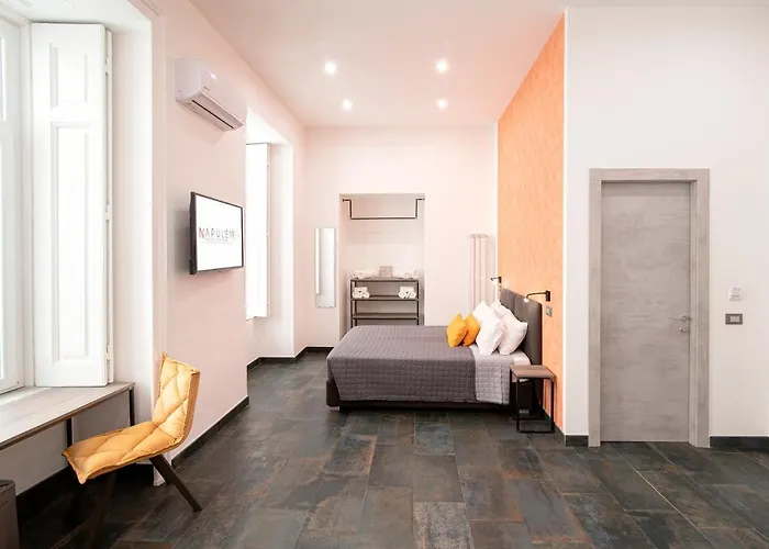 Napul'e 19 Gæstehus 4*